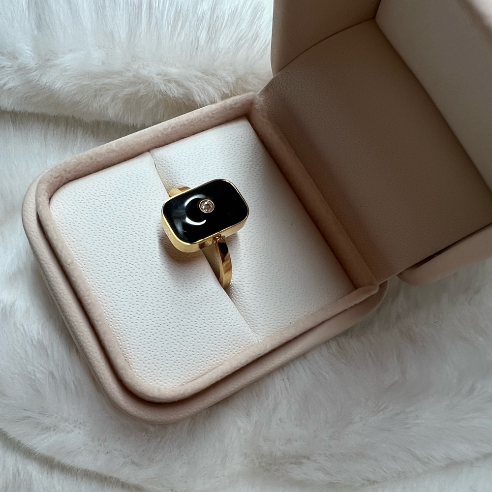 18k Gold Plated Ring - Picture 4 of 7